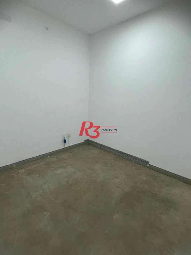 ALUGA-SE CASA COM 10 VAGA 8 SALAS TUDO REFORMADO EXCELENTE OPORTUNIDADE S