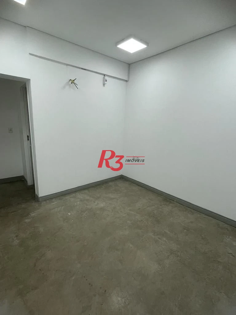 ALUGA-SE CASA COM 10 VAGA 8 SALAS TUDO REFORMADO EXCELENTE OPORTUNIDADE S