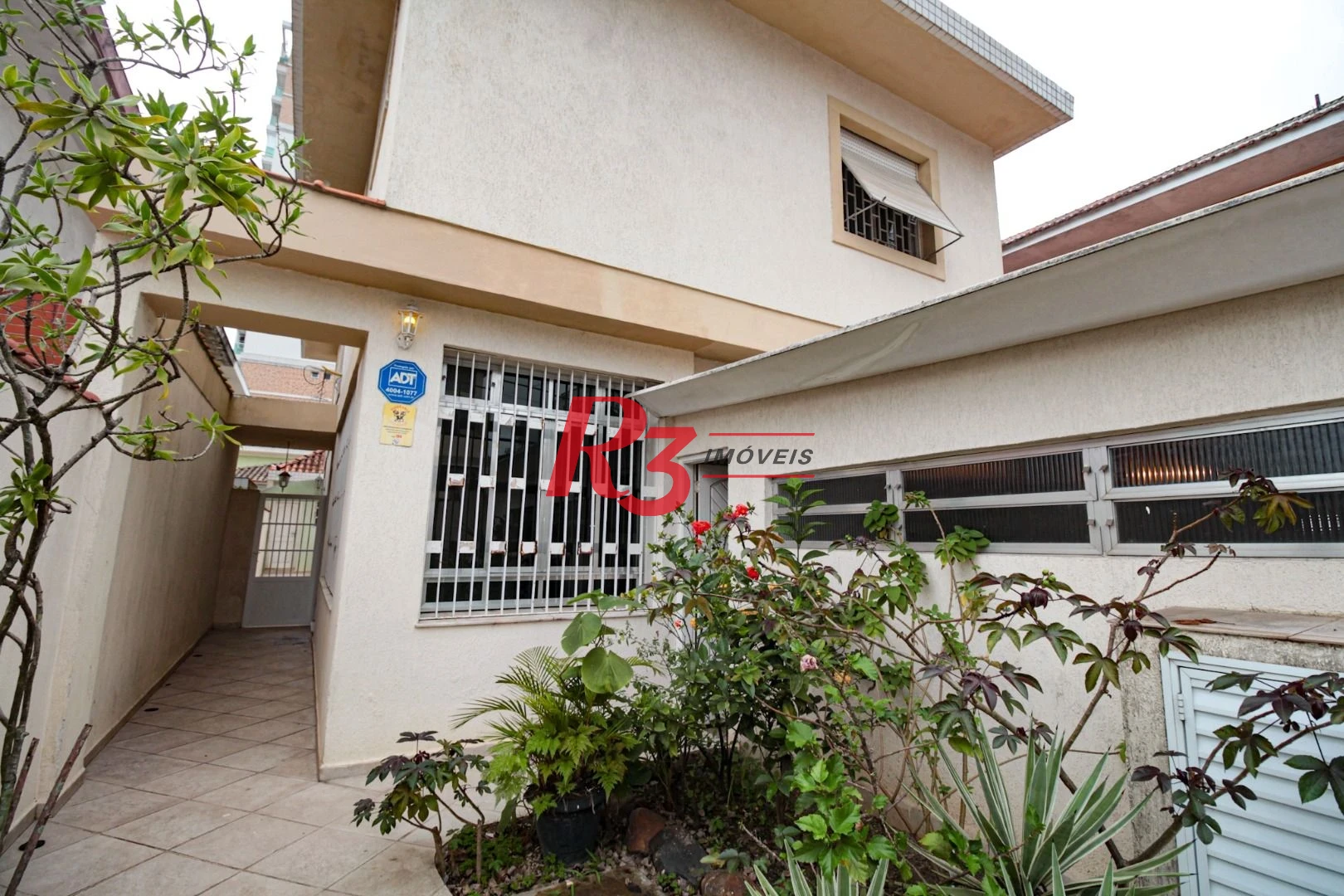Sobrado para alugar, 310 m² por R$ 14.999,67/mês - Aparecida - Santos/SP