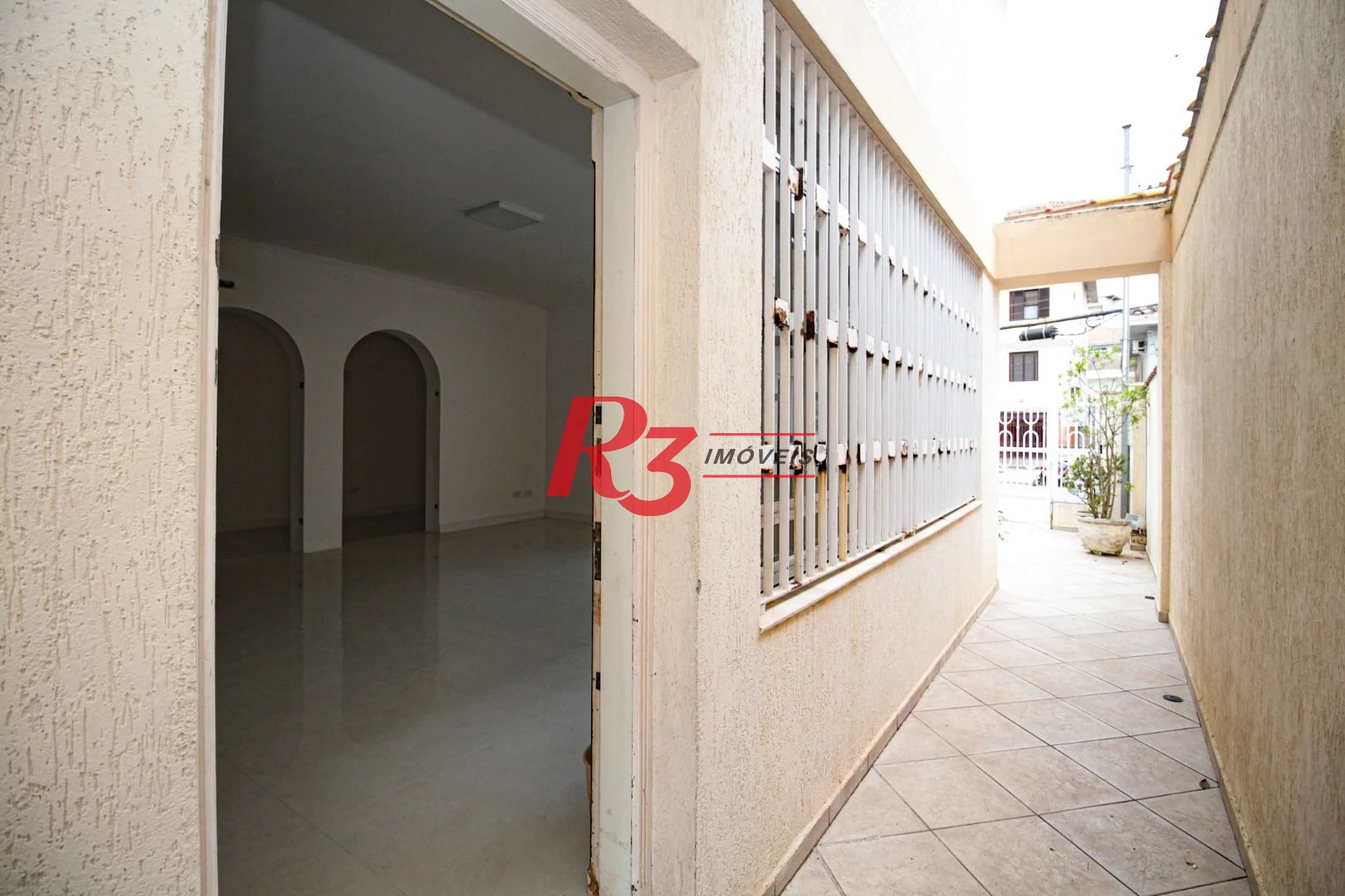 Sobrado para alugar, 310 m² por R$ 14.999,67/mês - Aparecida - Santos/SP