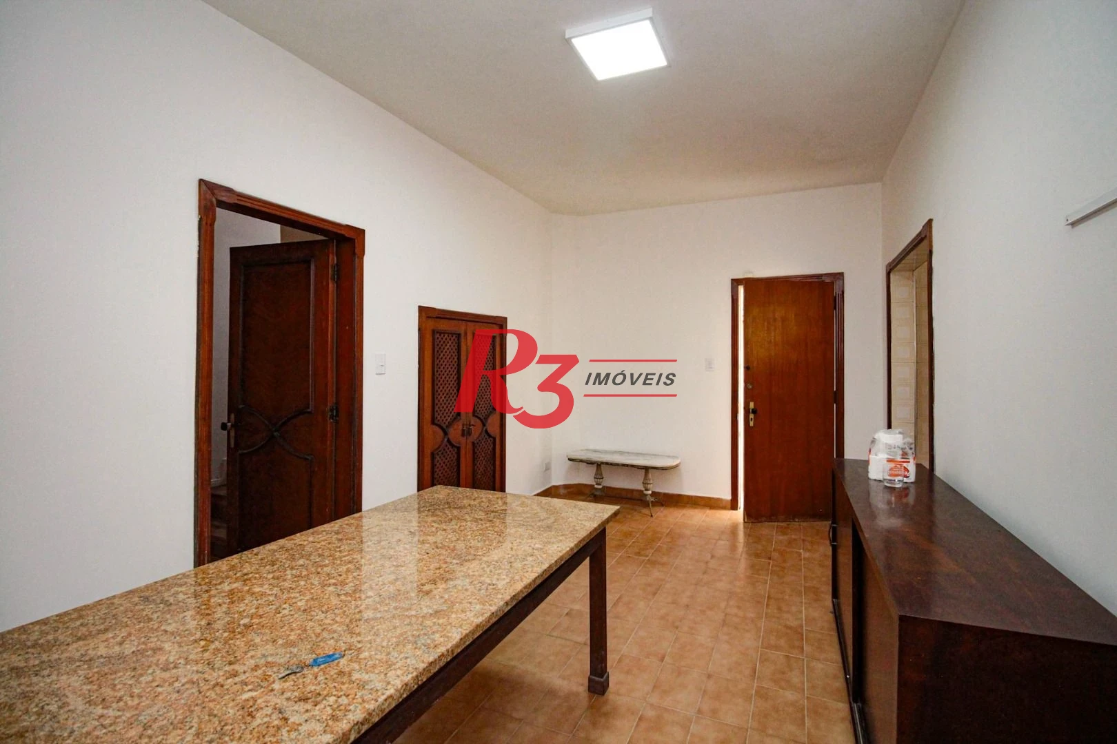 Sobrado para alugar, 310 m² por R$ 14.999,67/mês - Aparecida - Santos/SP