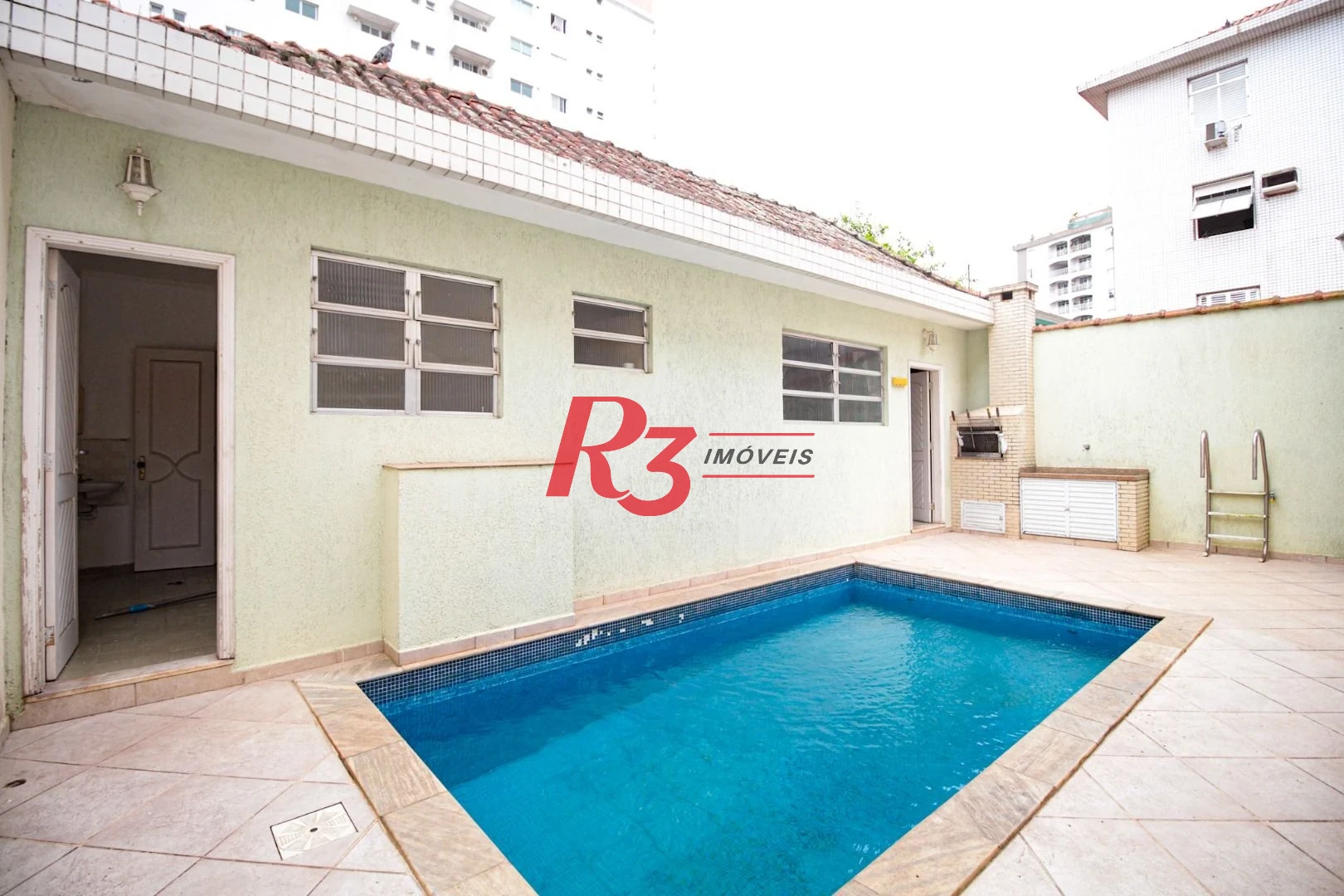 Sobrado para alugar, 310 m² por R$ 14.999,67/mês - Aparecida - Santos/SP
