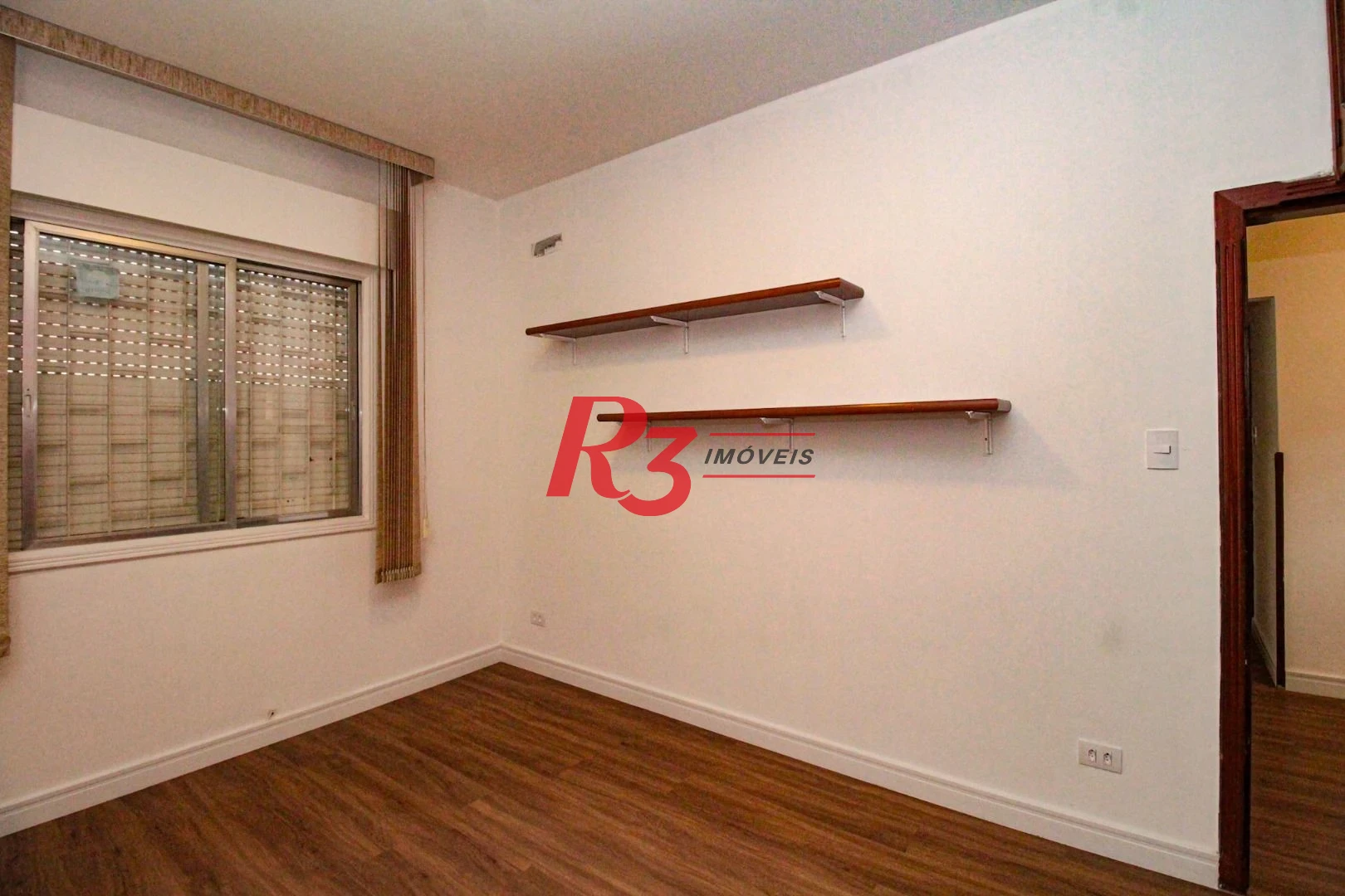 Sobrado para alugar, 310 m² por R$ 14.999,67/mês - Aparecida - Santos/SP