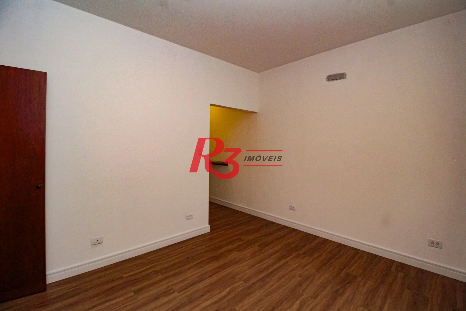 Sobrado para alugar, 310 m² por R$ 14.999,67/mês - Aparecida - Santos/SP