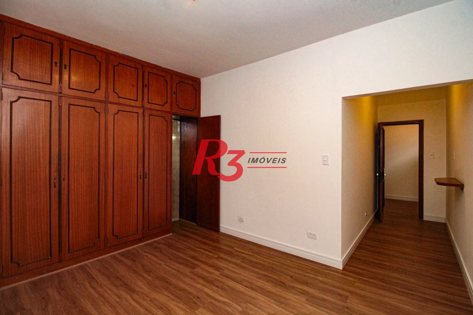 Sobrado para alugar, 310 m² por R$ 14.999,67/mês - Aparecida - Santos/SP