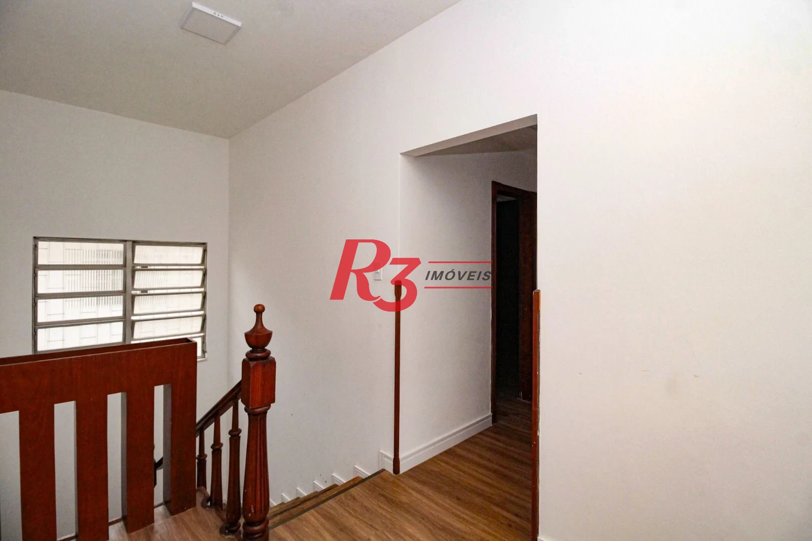 Sobrado para alugar, 310 m² por R$ 14.999,67/mês - Aparecida - Santos/SP