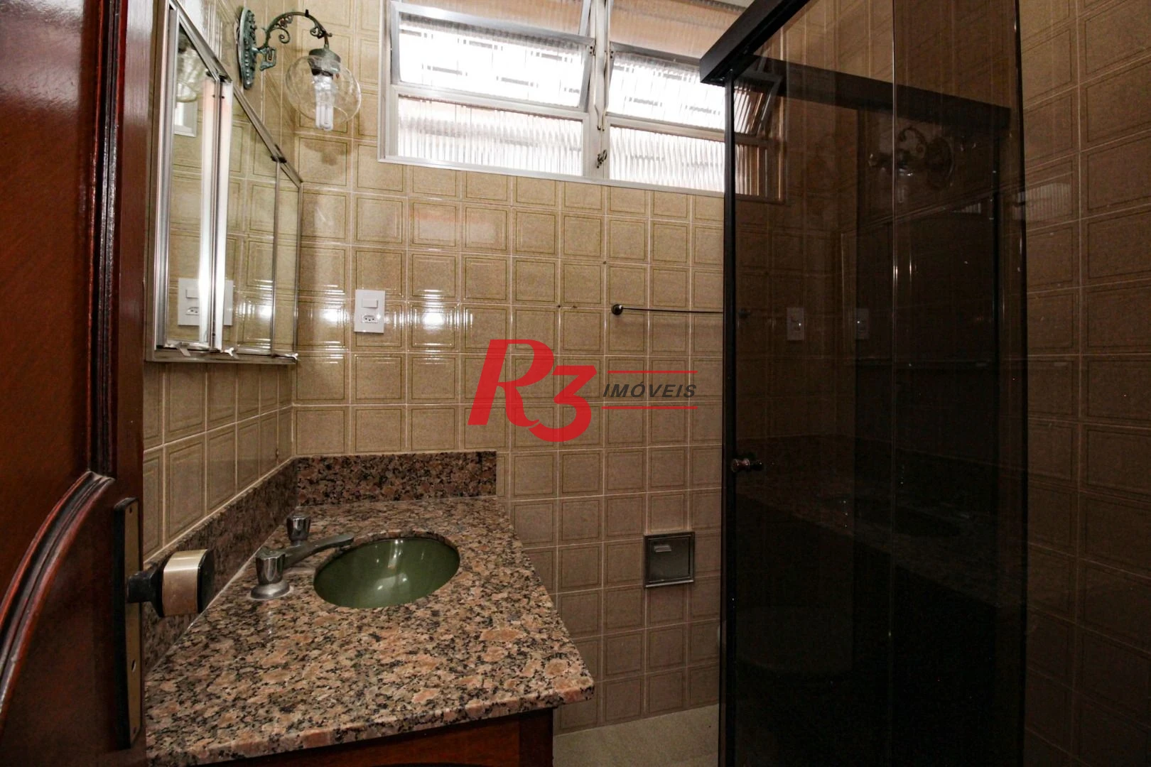Sobrado para alugar, 310 m² por R$ 14.999,67/mês - Aparecida - Santos/SP