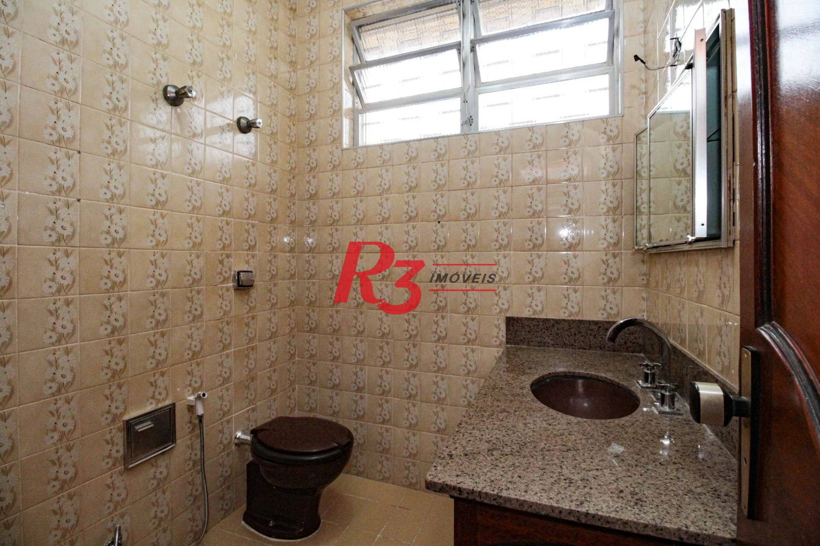 Sobrado para alugar, 310 m² por R$ 14.999,67/mês - Aparecida - Santos/SP