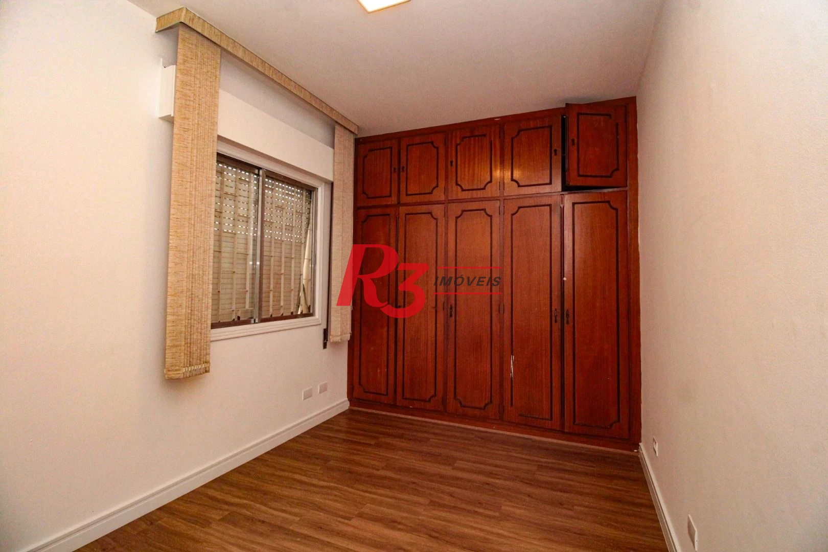 Sobrado para alugar, 310 m² por R$ 14.999,67/mês - Aparecida - Santos/SP