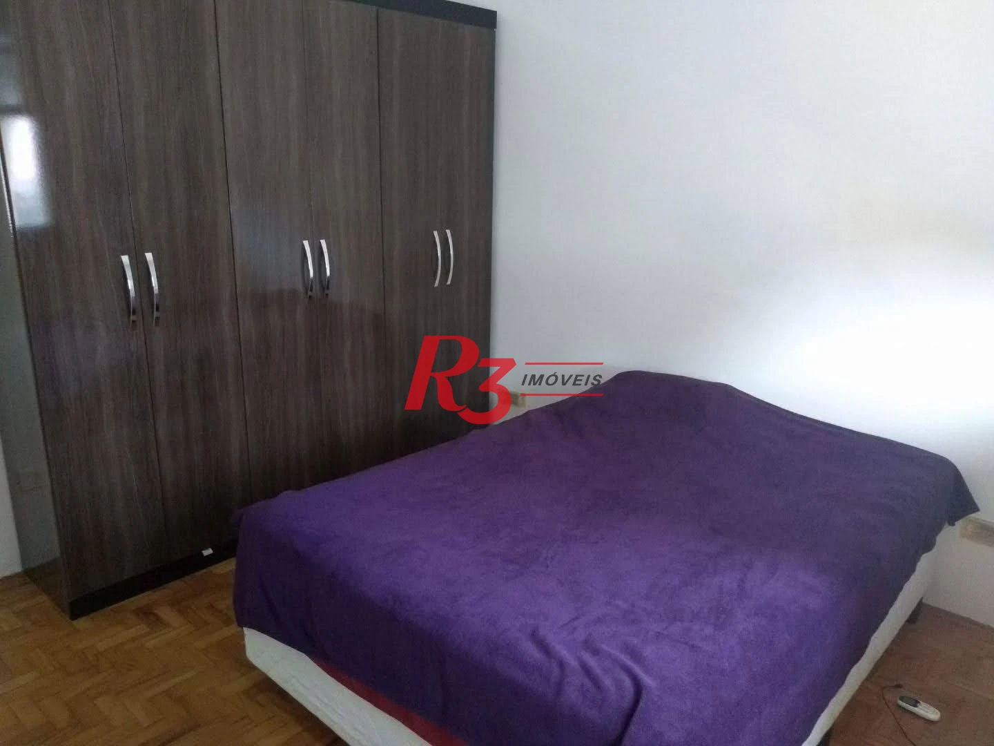 Apartamento de 2 quartos na Vila Mathias.