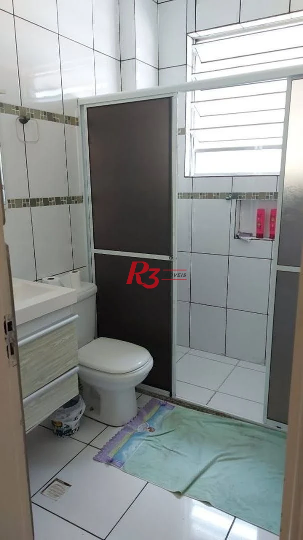 Apartamento de 2 quartos na Vila Mathias.