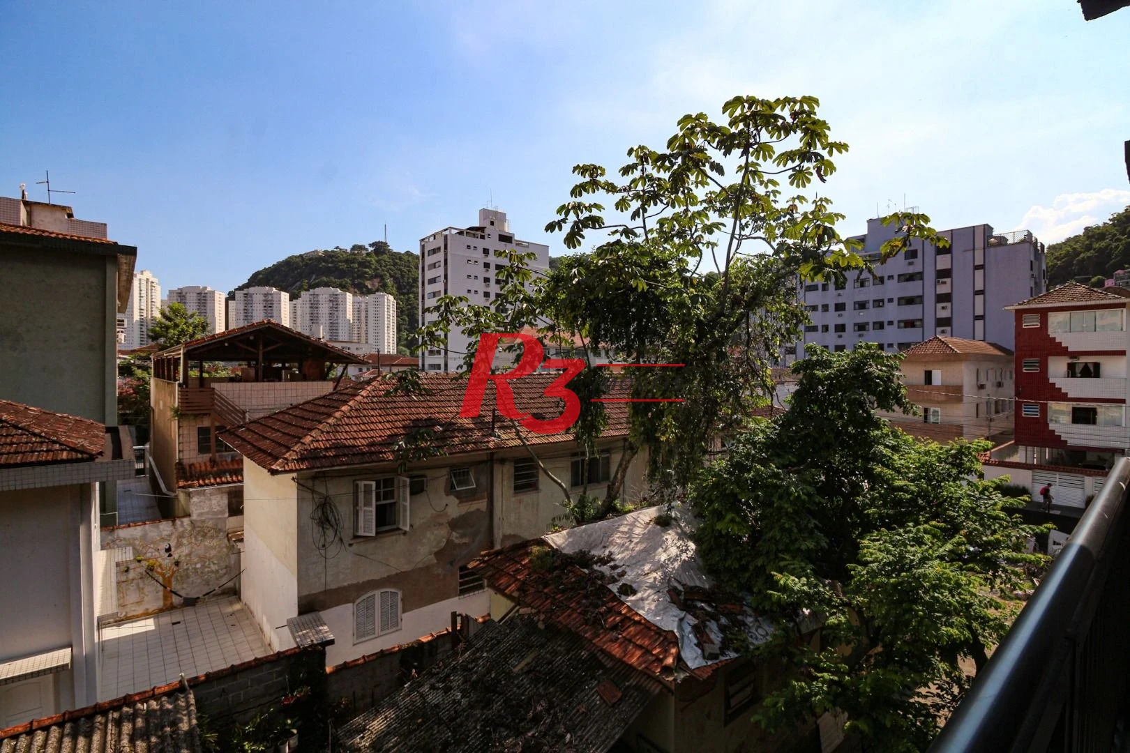 Sobrado com 2 dormitórios à venda, 92 m² por R$ 550.000,00 - Marapé - Santos/SP