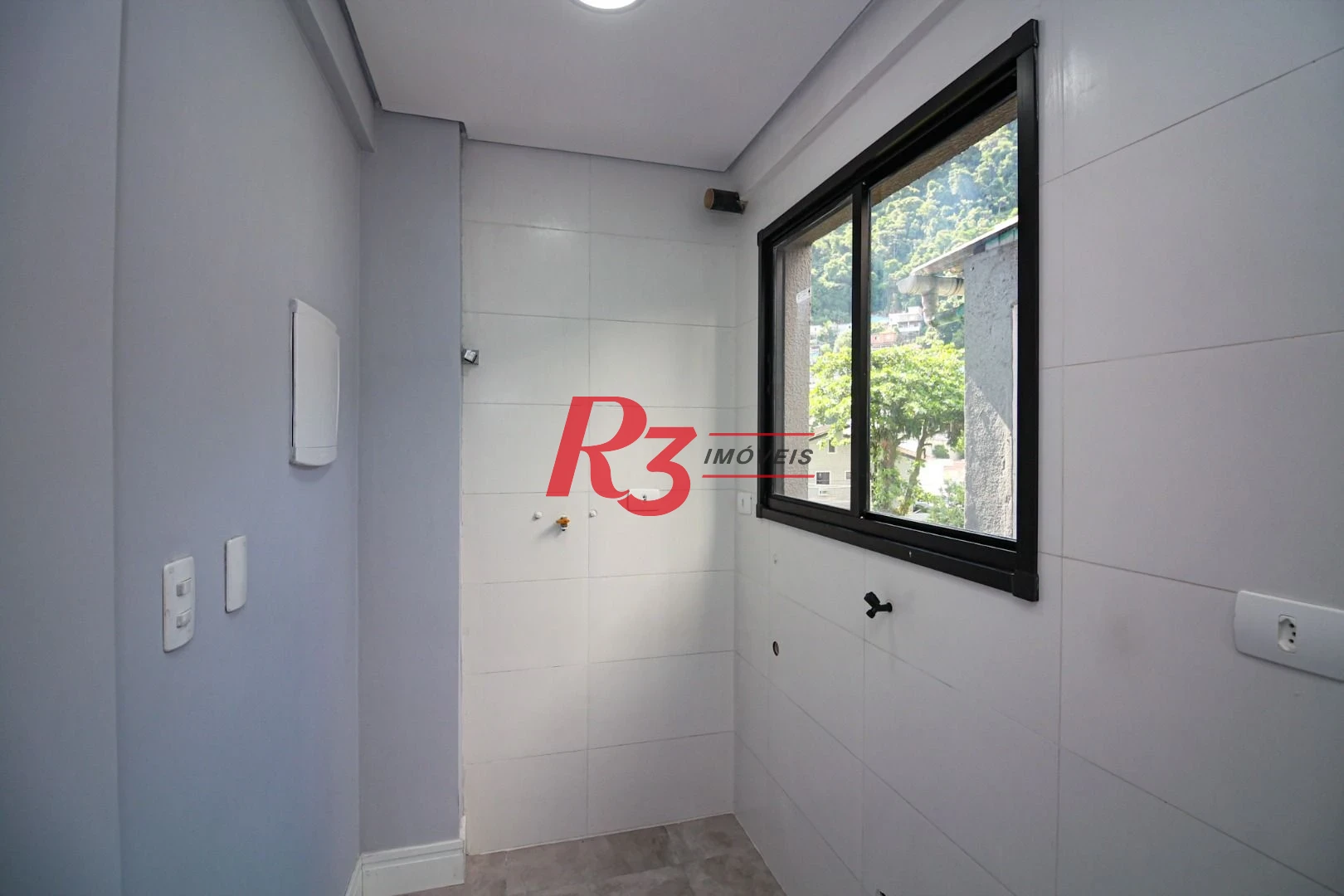 Sobrado com 2 dormitórios à venda, 92 m² por R$ 550.000,00 - Marapé - Santos/SP