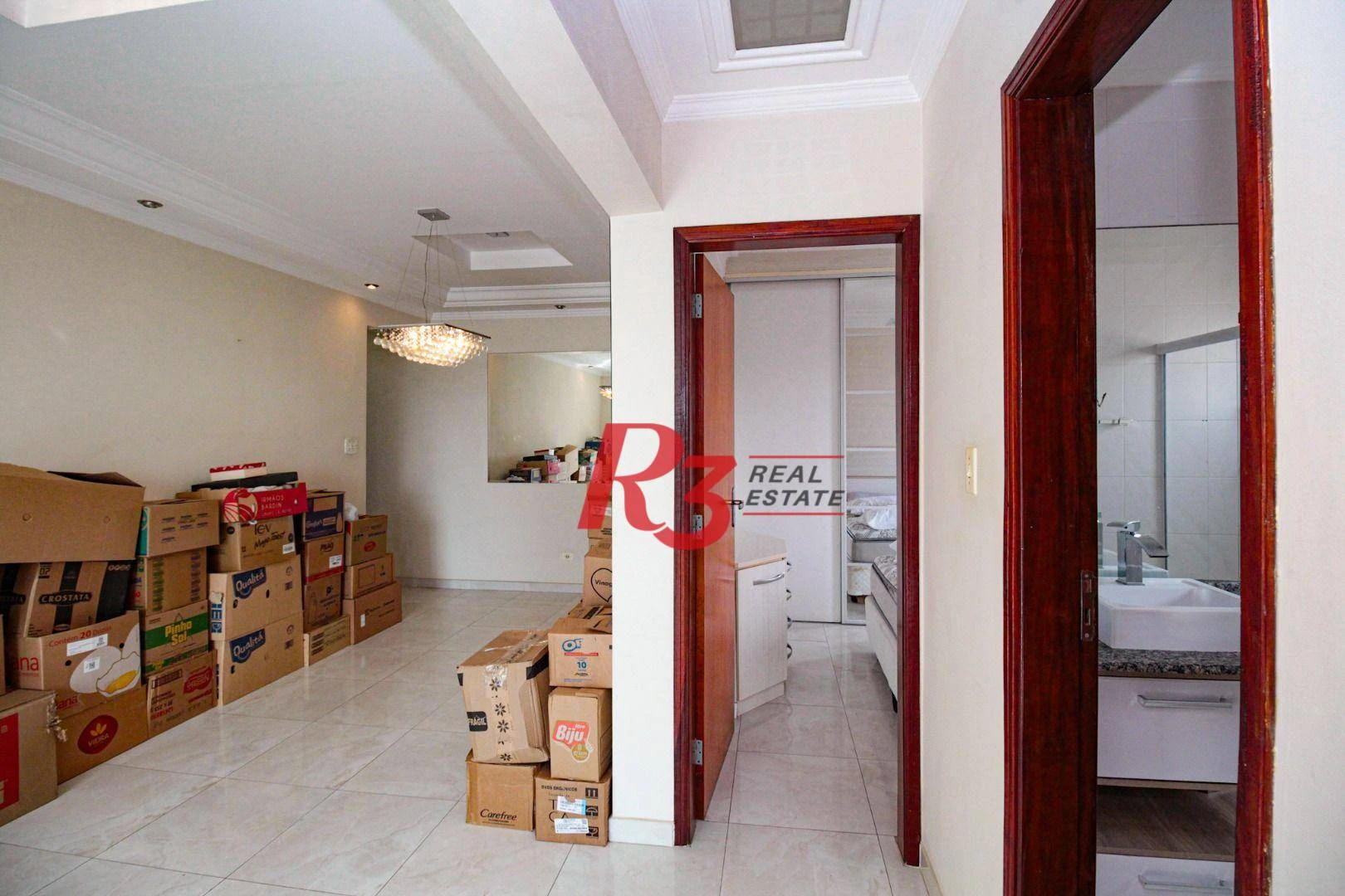Apartamento com 2 dormitórios à venda, 70 m² por R$ 830.000,00 - Encruzilhada - Santos/SP