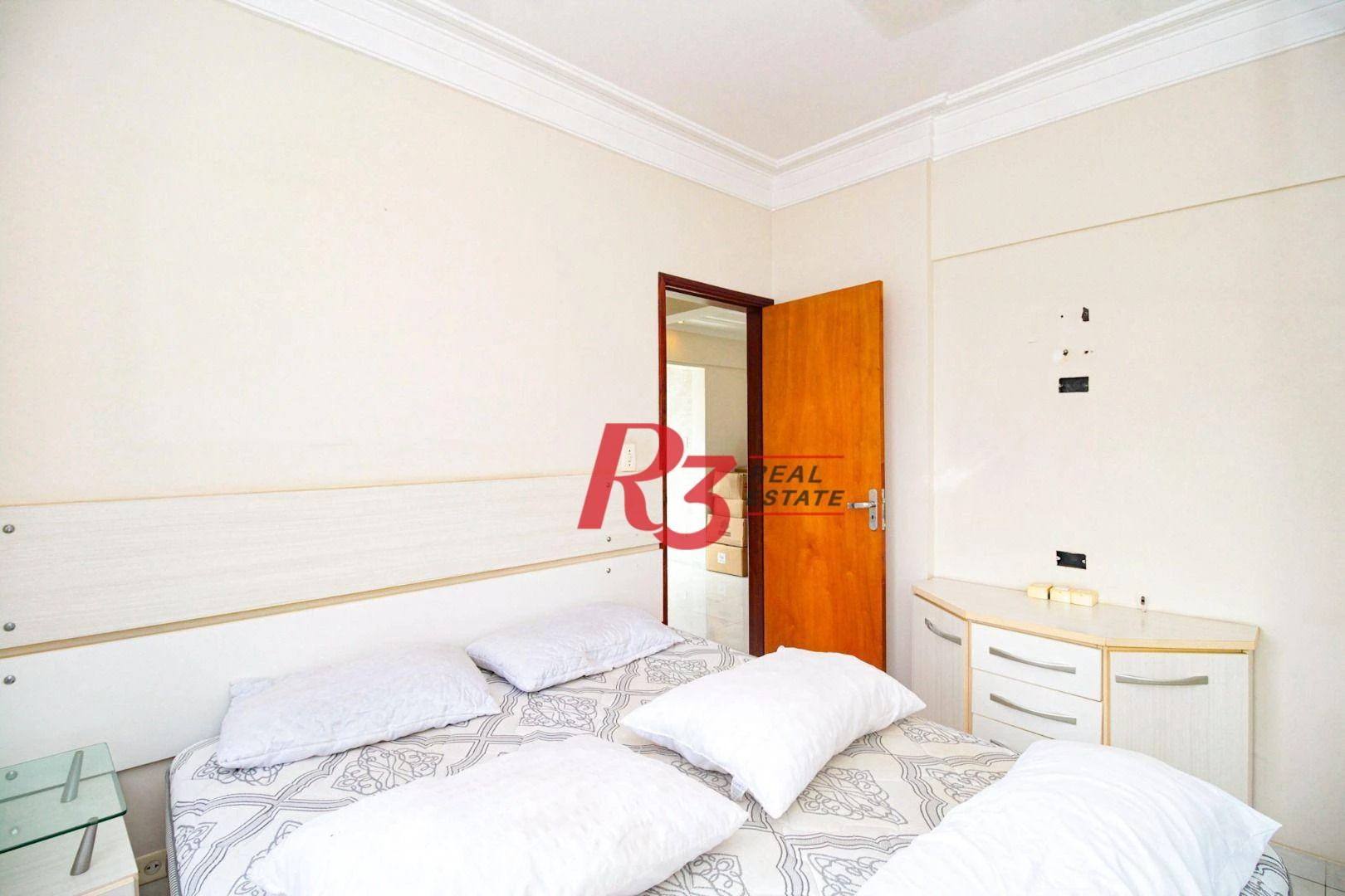 Apartamento com 2 dormitórios à venda, 70 m² por R$ 830.000,00 - Encruzilhada - Santos/SP