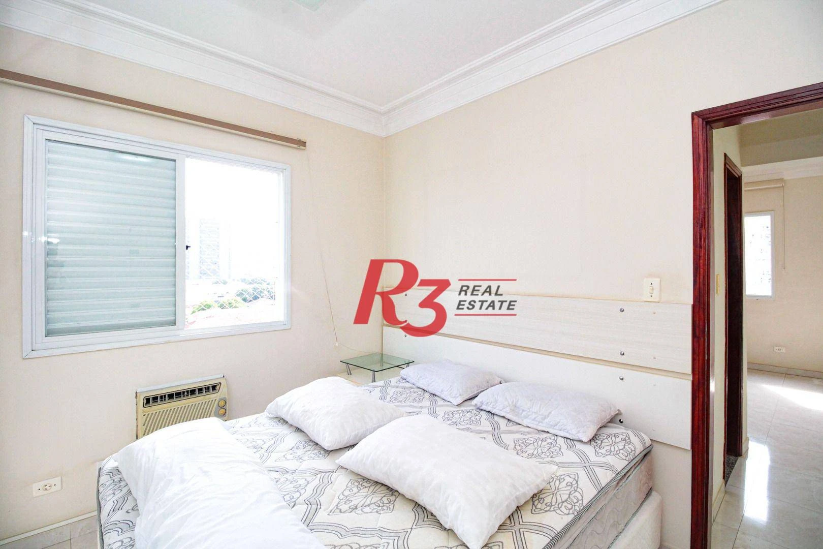 Apartamento com 2 dormitórios à venda, 70 m² por R$ 830.000,00 - Encruzilhada - Santos/SP