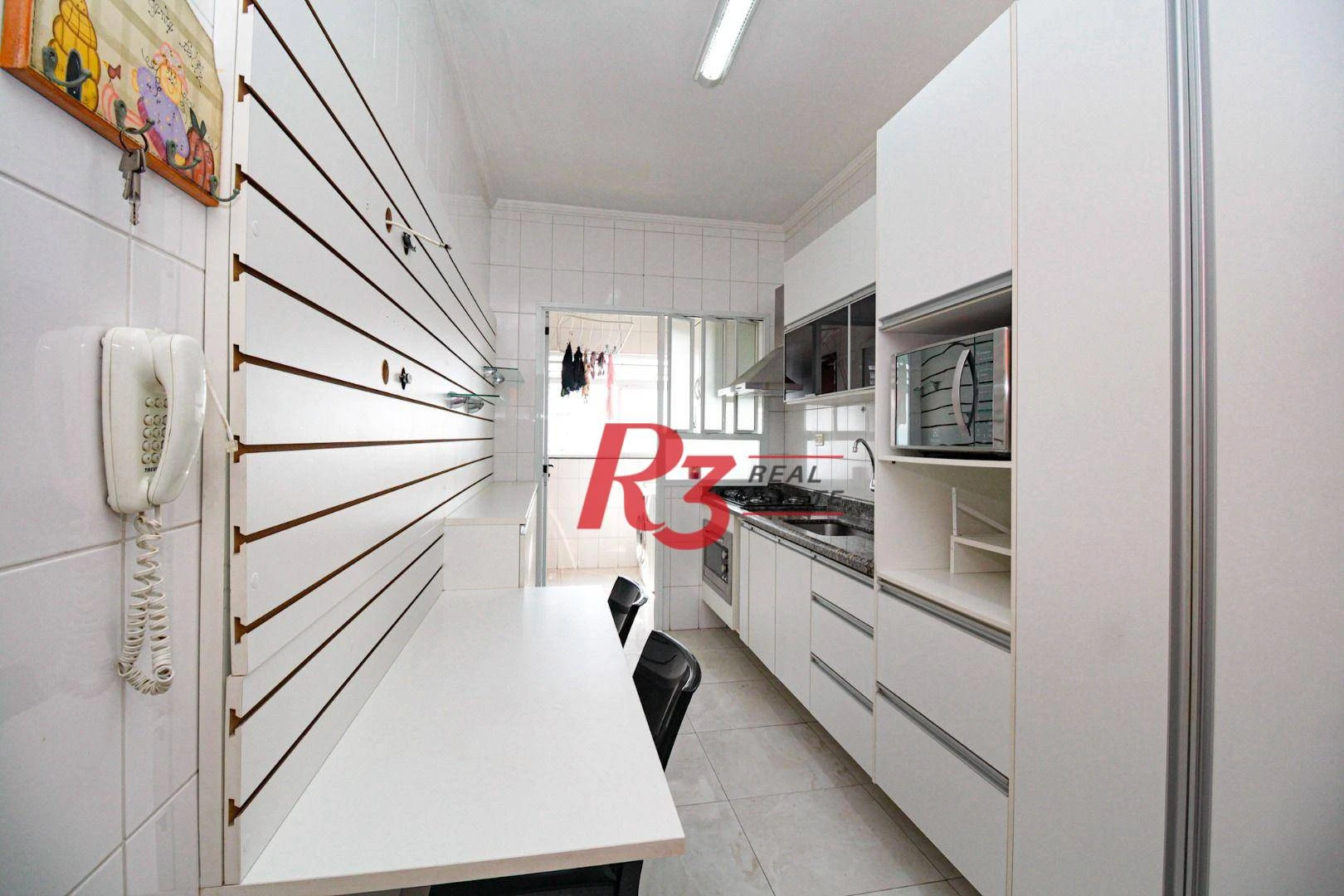 Apartamento com 2 dormitórios à venda, 70 m² por R$ 830.000,00 - Encruzilhada - Santos/SP