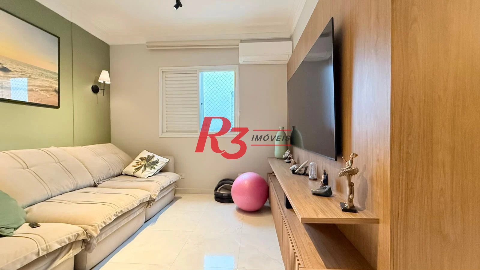 Apartamento com 2 dormitórios à venda, 70 m² por R$ 780.000,00 - Encruzilhada - Santos/SP
