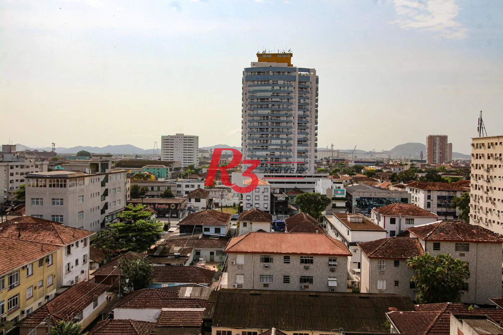 Apartamento com 2 dormitórios à venda, 70 m² por R$ 780.000,00 - Encruzilhada - Santos/SP
