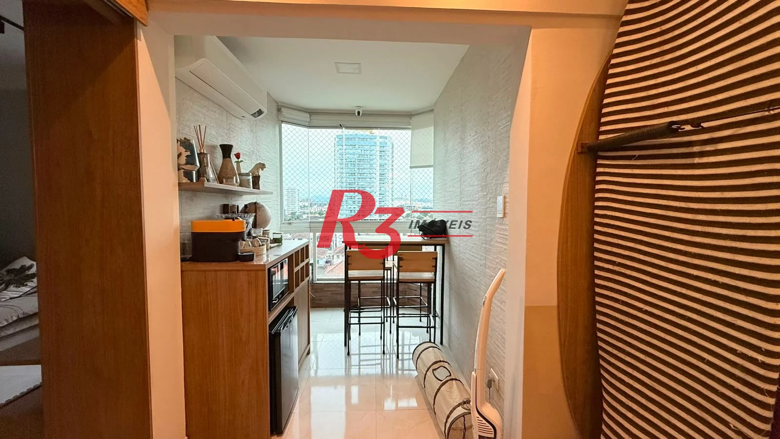 Apartamento com 2 dormitórios à venda, 70 m² por R$ 780.000,00 - Encruzilhada - Santos/SP