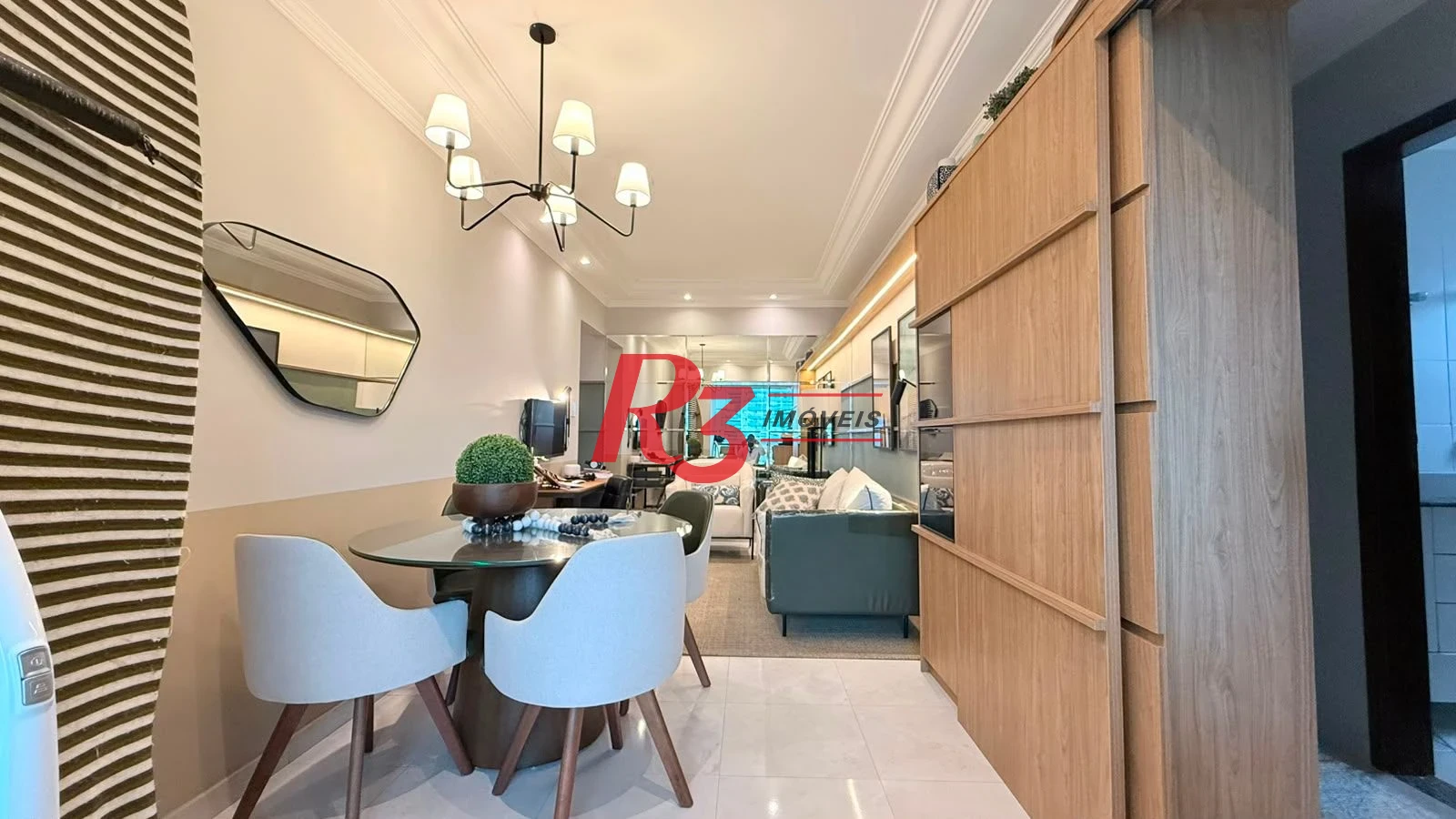 Apartamento com 2 dormitórios à venda, 70 m² por R$ 780.000,00 - Encruzilhada - Santos/SP