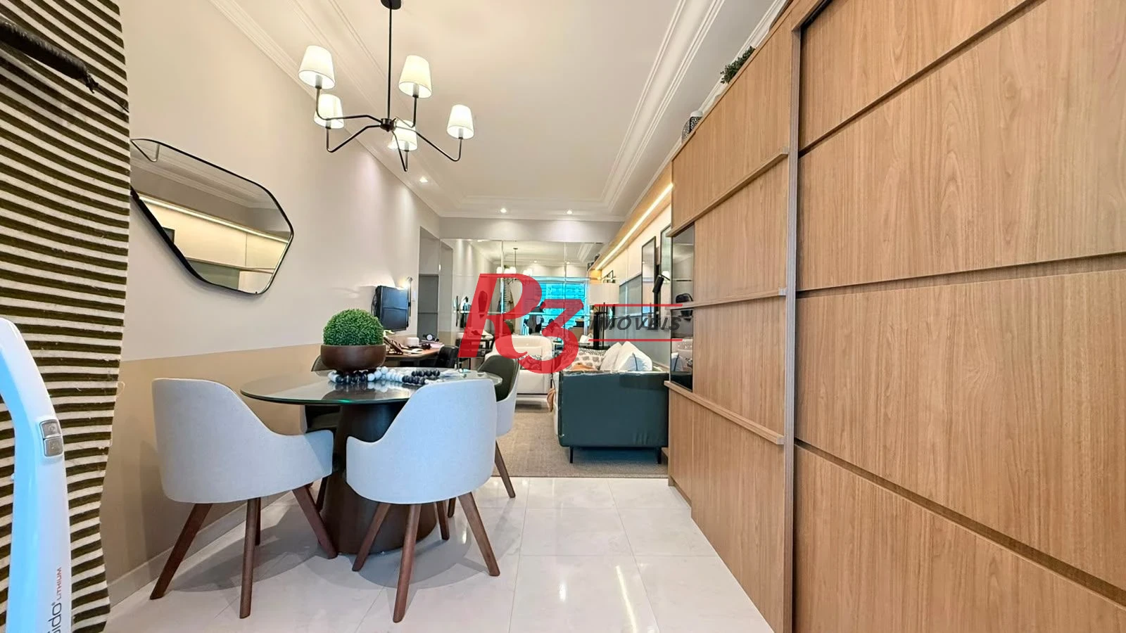 Apartamento com 2 dormitórios à venda, 70 m² por R$ 780.000,00 - Encruzilhada - Santos/SP