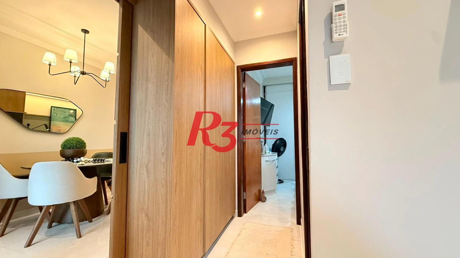 Apartamento com 2 dormitórios à venda, 70 m² por R$ 780.000,00 - Encruzilhada - Santos/SP