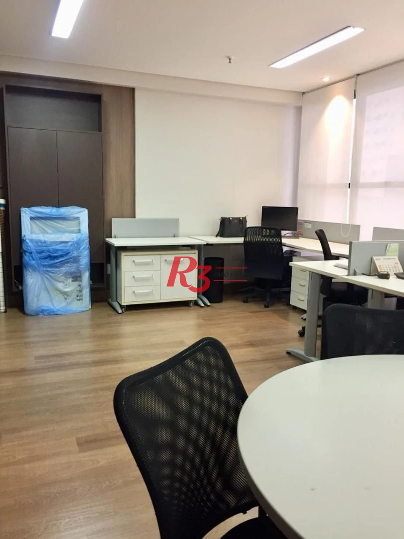 Excelente sala comercial mobiliada em Santos