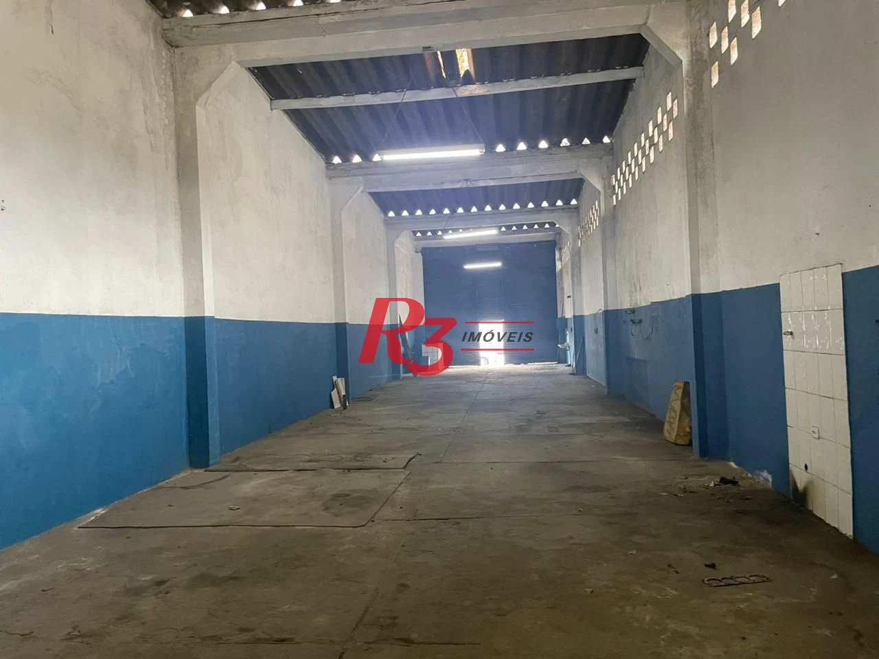 Galpão, 255 m² - venda por R$ 2.000.000,00 ou aluguel por R$ 10.890,00/mês - Estuário - Santos/SP