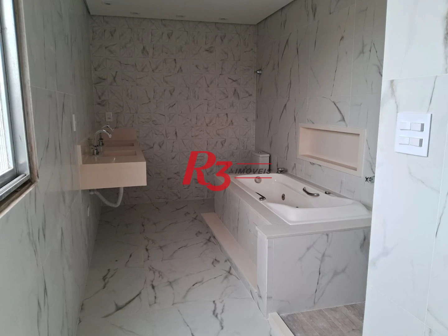 Cobertura à venda, 208 m² por R$ 950.000,00 - Ponta da Praia - Santos/SP