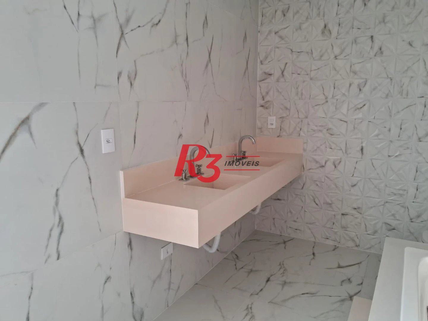 Cobertura à venda, 208 m² por R$ 950.000,00 - Ponta da Praia - Santos/SP