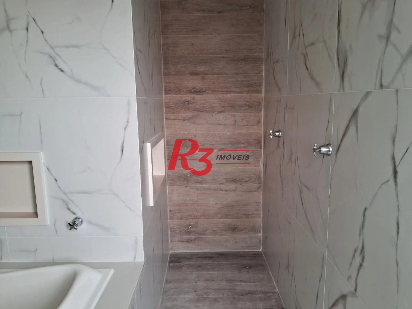 Cobertura à venda, 208 m² por R$ 950.000,00 - Ponta da Praia - Santos/SP