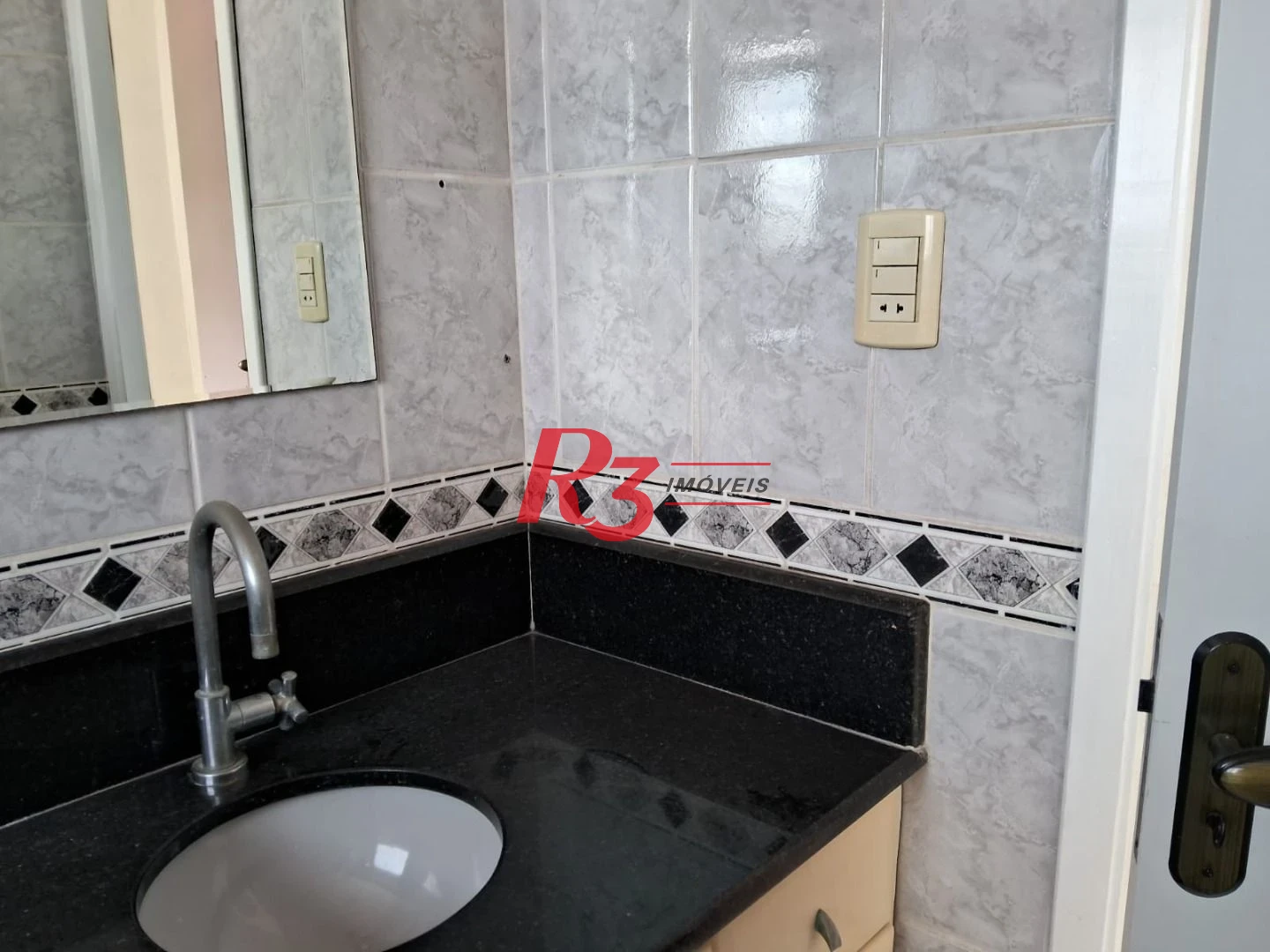 Cobertura à venda, 208 m² por R$ 950.000,00 - Ponta da Praia - Santos/SP