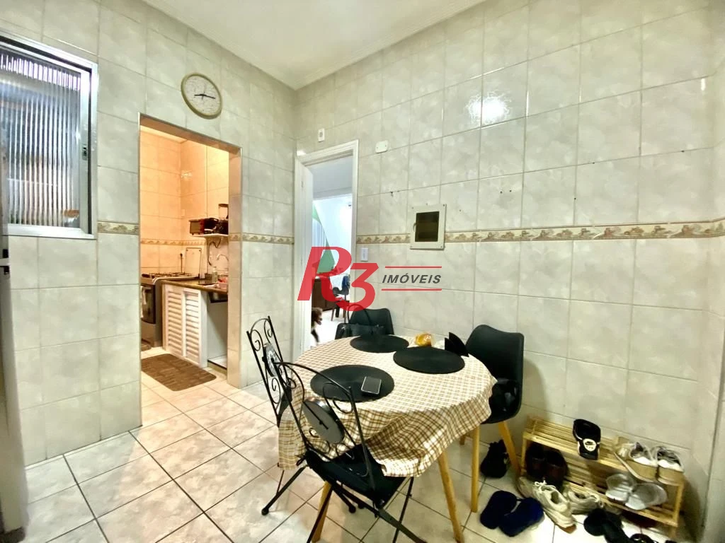 Lindo apartamento à venda em frente à praia.