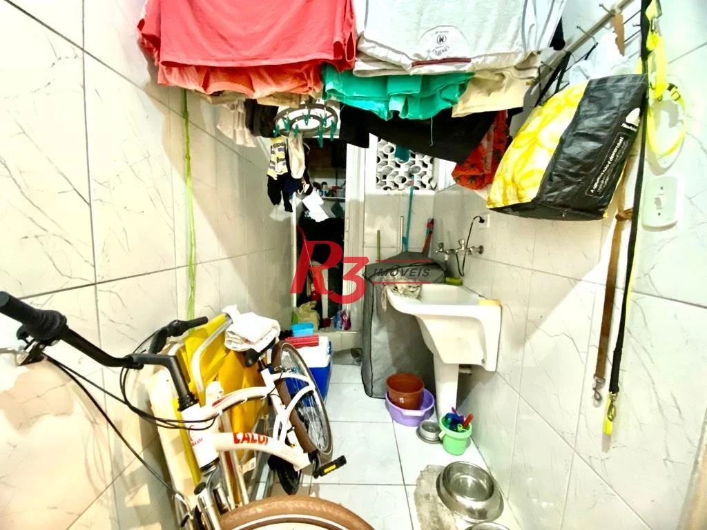 Lindo apartamento à venda em frente à praia.