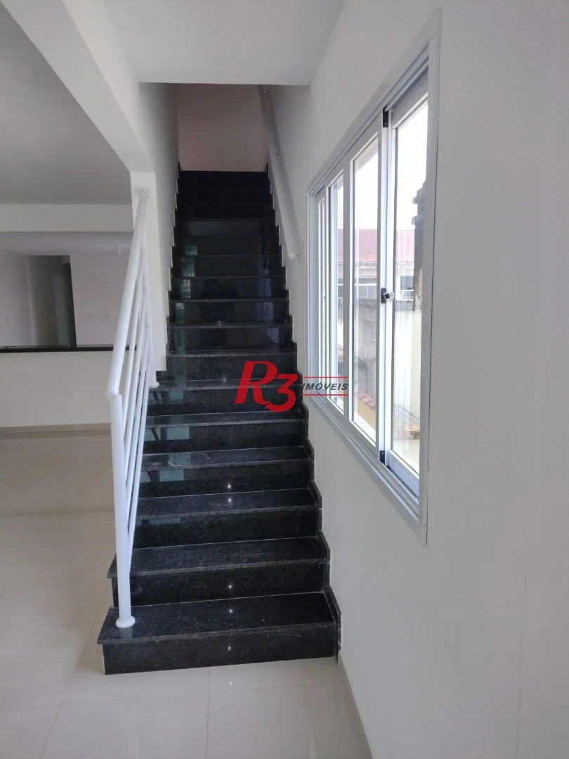 Casa à venda, 150 m² por R$ 1.250.000,00 - Encruzilhada - Santos/SP