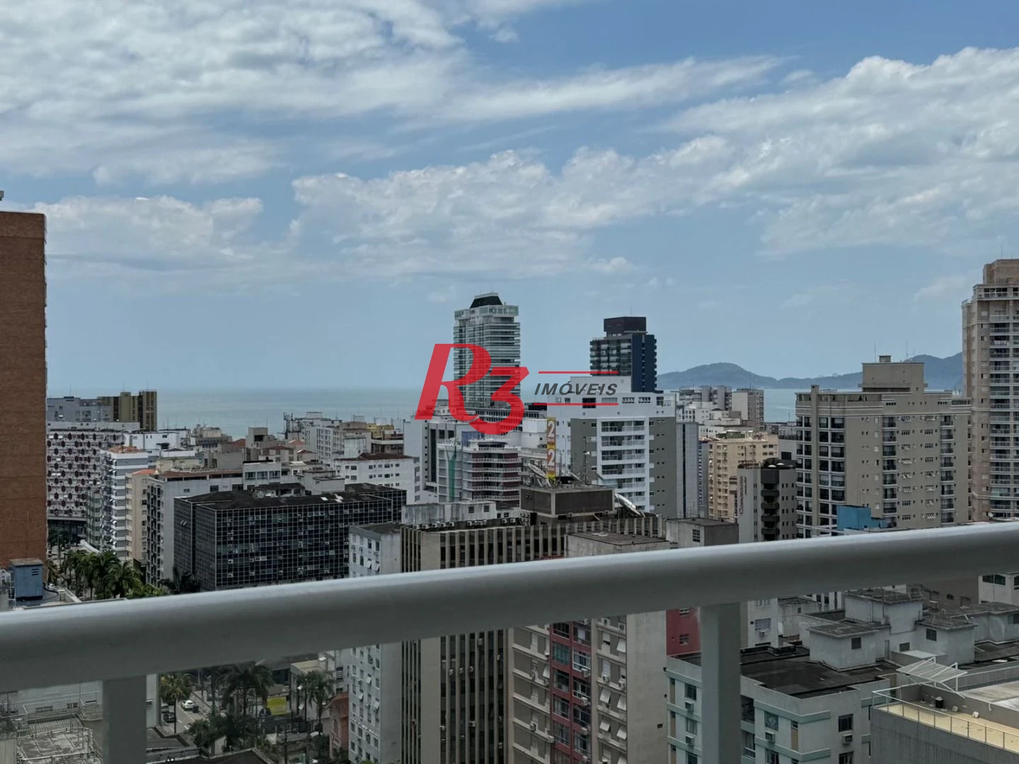 Apartamento com 2 dormitórios à venda, 87 m² por R$ 1.470.000,00 - Gonzaga - Santos/SP