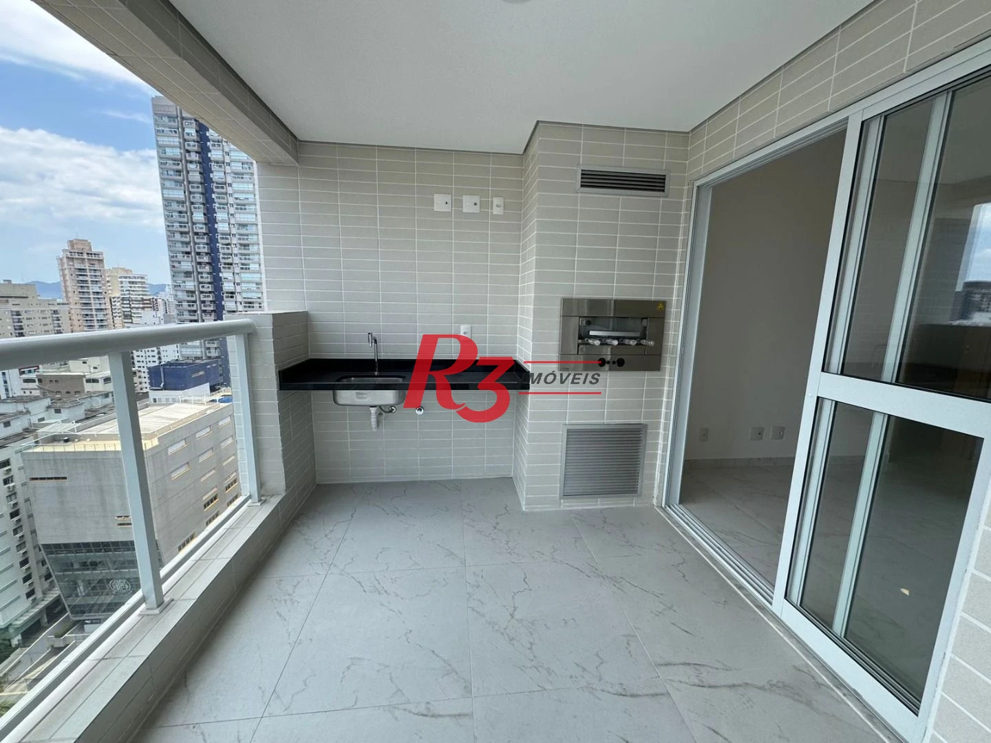 Apartamento com 2 dormitórios à venda, 87 m² por R$ 1.470.000,00 - Gonzaga - Santos/SP