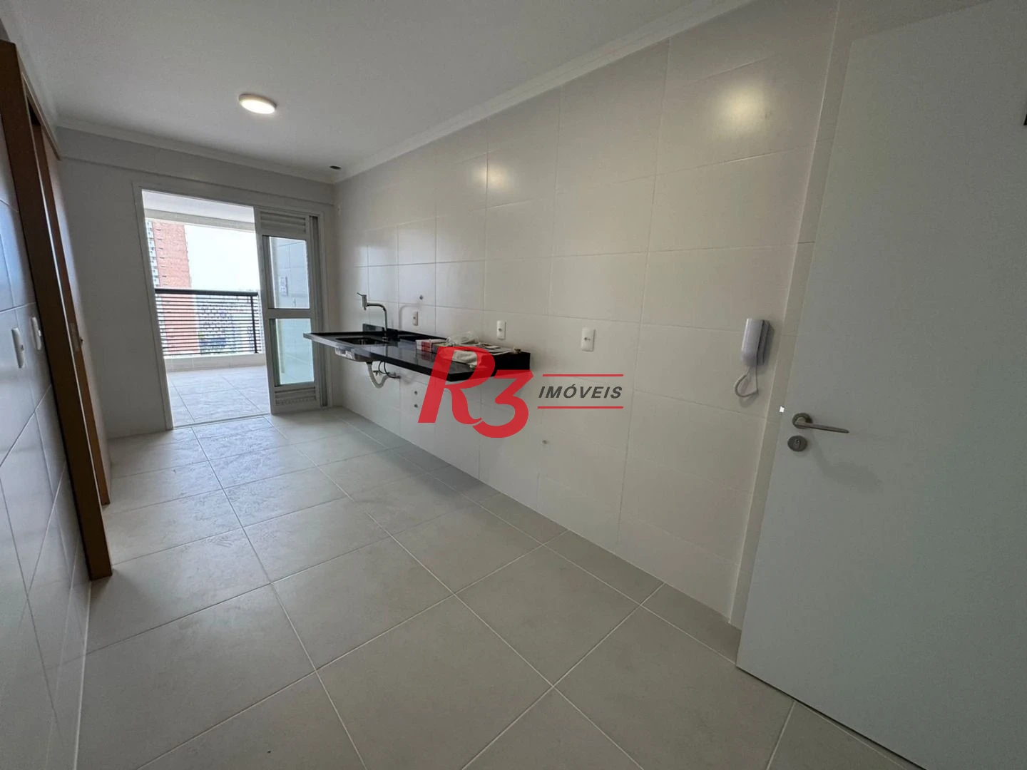 Apartamento com 2 dormitórios à venda, 87 m² por R$ 1.470.000,00 - Gonzaga - Santos/SP