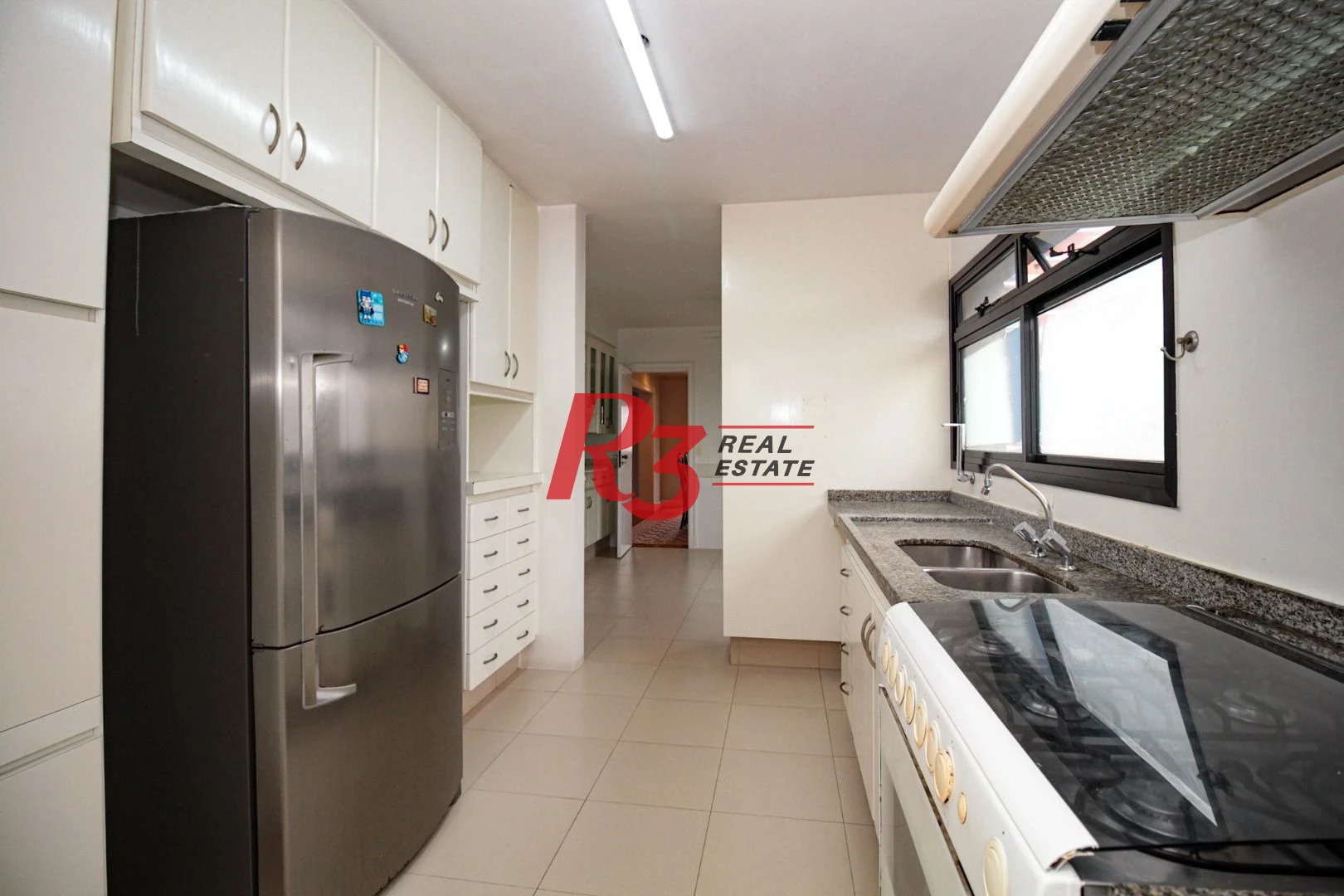 Apartamento com 4 dormitórios à venda, 266 m² por R$ 2.200.000,00 - Boqueirão - Santos/SP