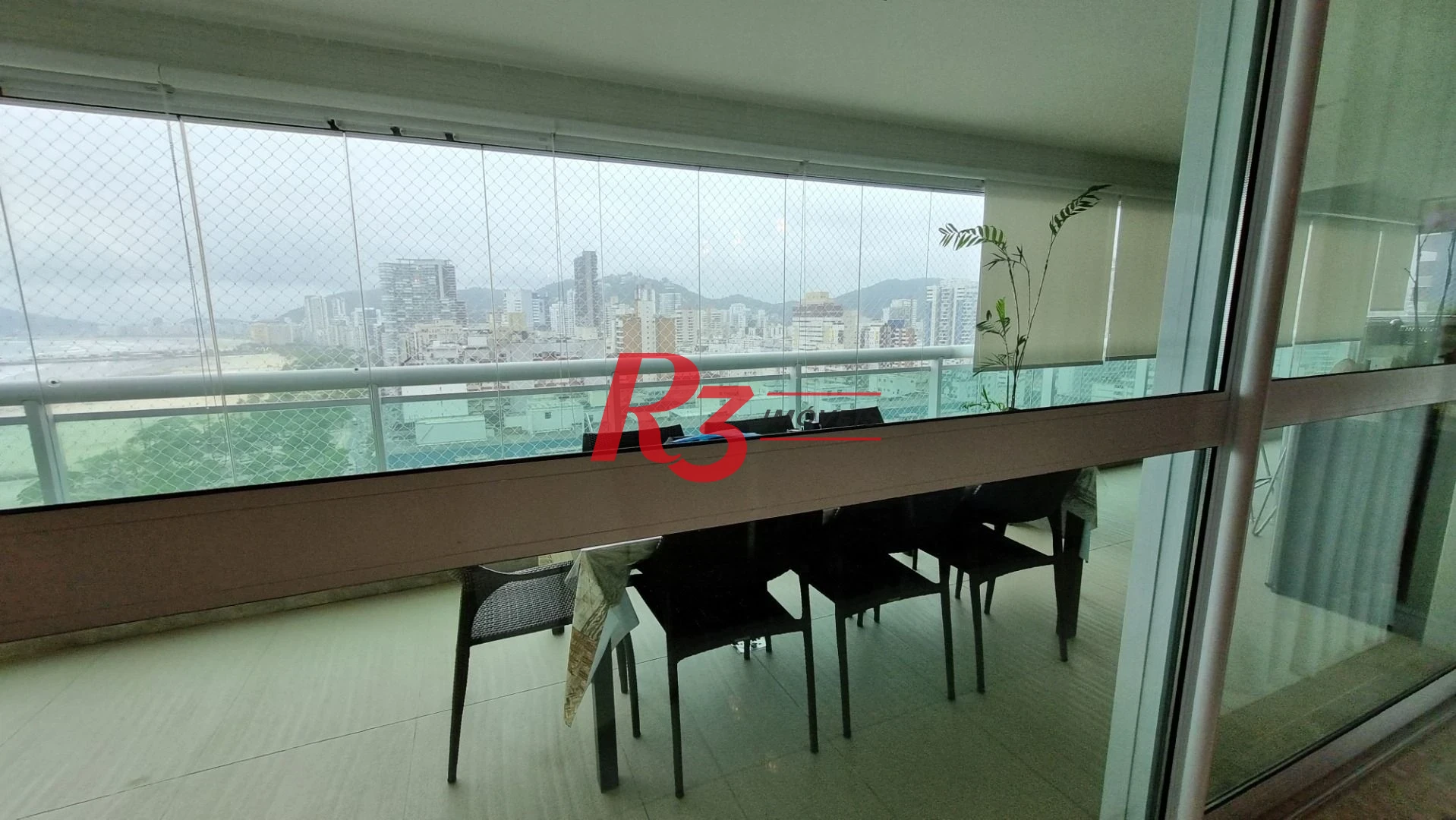 Apartamento com 4 dormitórios à venda, 475 m² por R$ 14.000.000,00 - Gonzaga - Santos/SP
