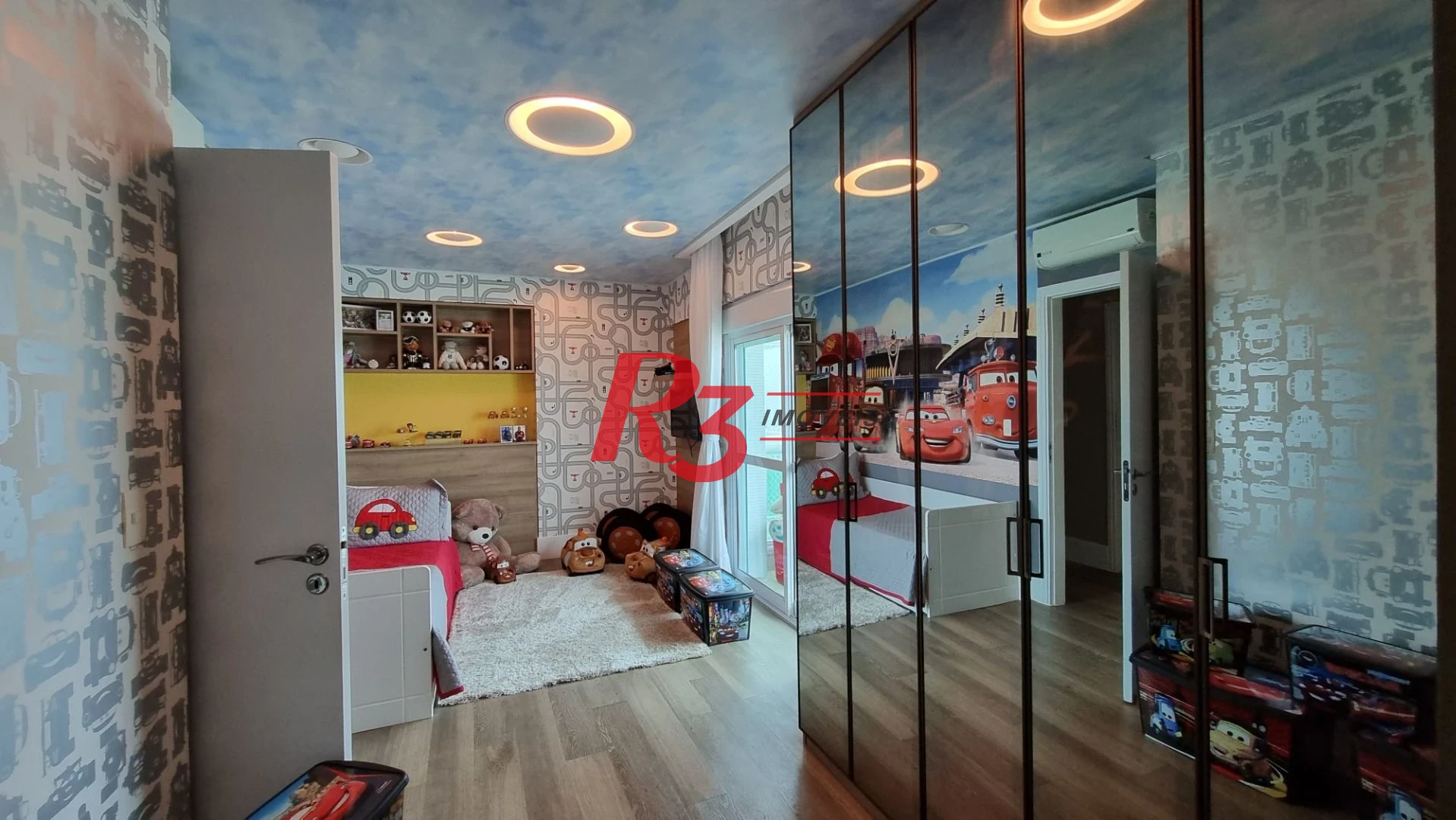 Apartamento com 4 dormitórios à venda, 475 m² por R$ 14.000.000,00 - Gonzaga - Santos/SP