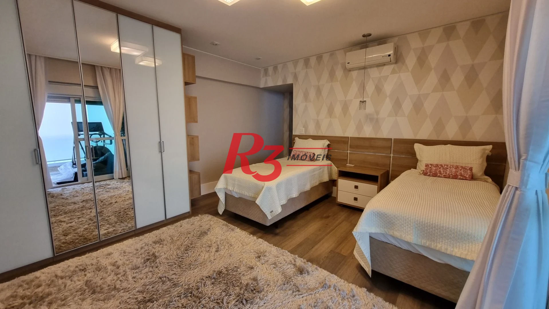 Apartamento com 4 dormitórios à venda, 475 m² por R$ 14.000.000,00 - Gonzaga - Santos/SP