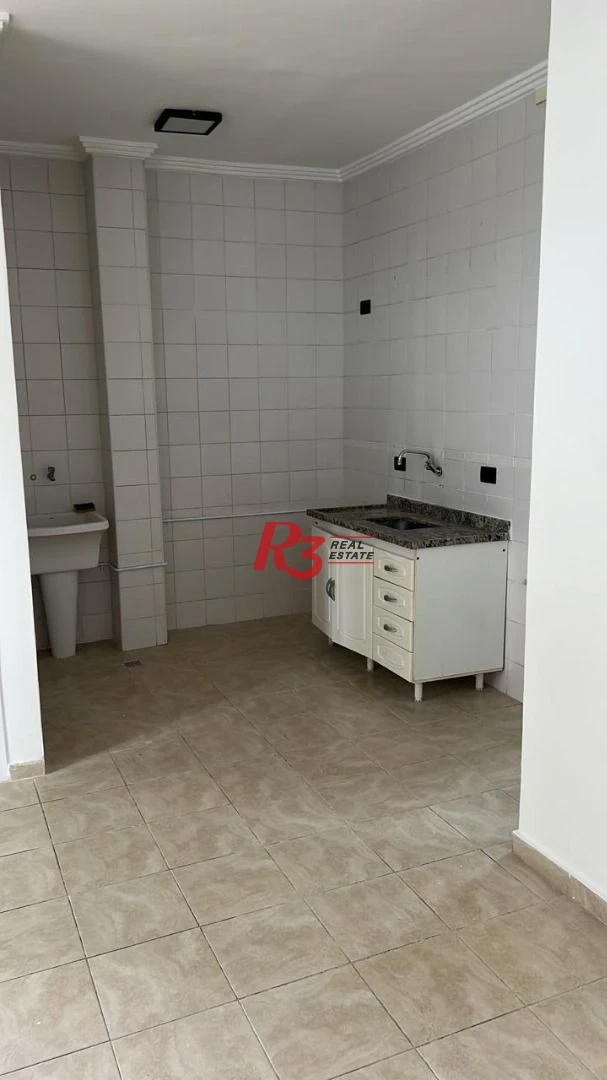 Apartamento com 2 dormitórios para alugar, 70 m² por R$ 2.800,02/mês - Gonzaga - Santos/SP