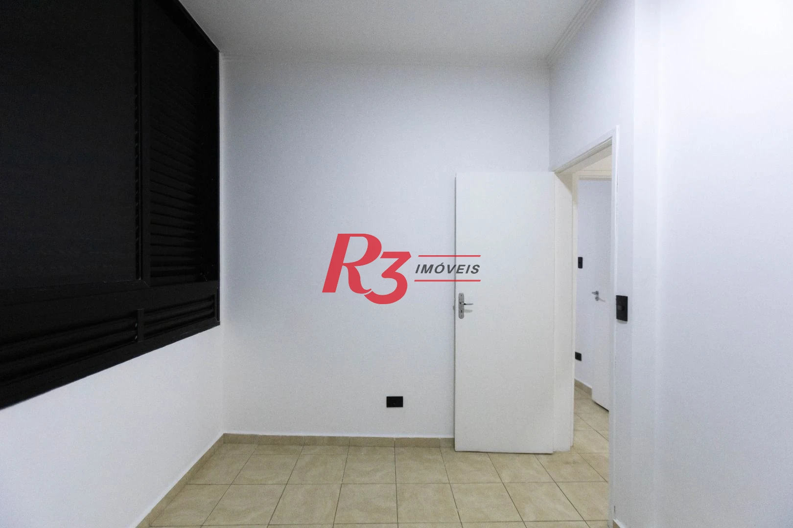 Apartamento com 2 dormitórios para alugar, 70 m² por R$ 3.380,02/mês - Gonzaga - Santos/SP