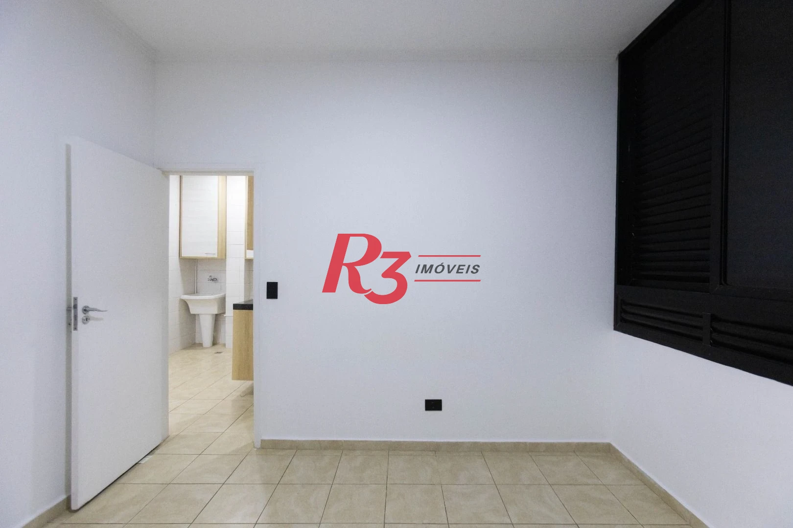 Apartamento com 2 dormitórios para alugar, 70 m² por R$ 3.380,02/mês - Gonzaga - Santos/SP