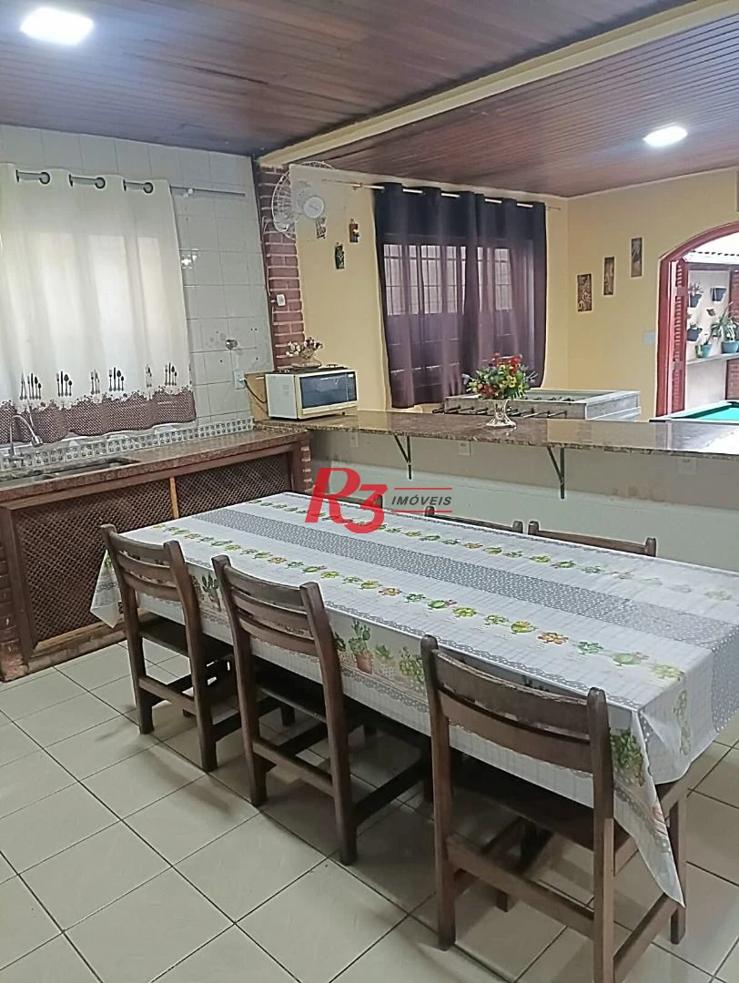 Casa à venda, 300 m² por R$ 2.200.000,00 - Canto do Forte - Praia Grande/SP