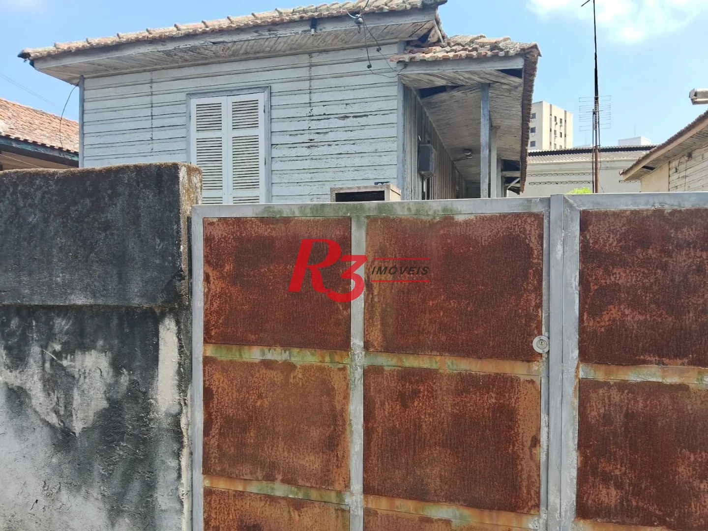 Terreno à venda, 232 m² por R$ 615.000,00 - Estuário - Santos/SP
