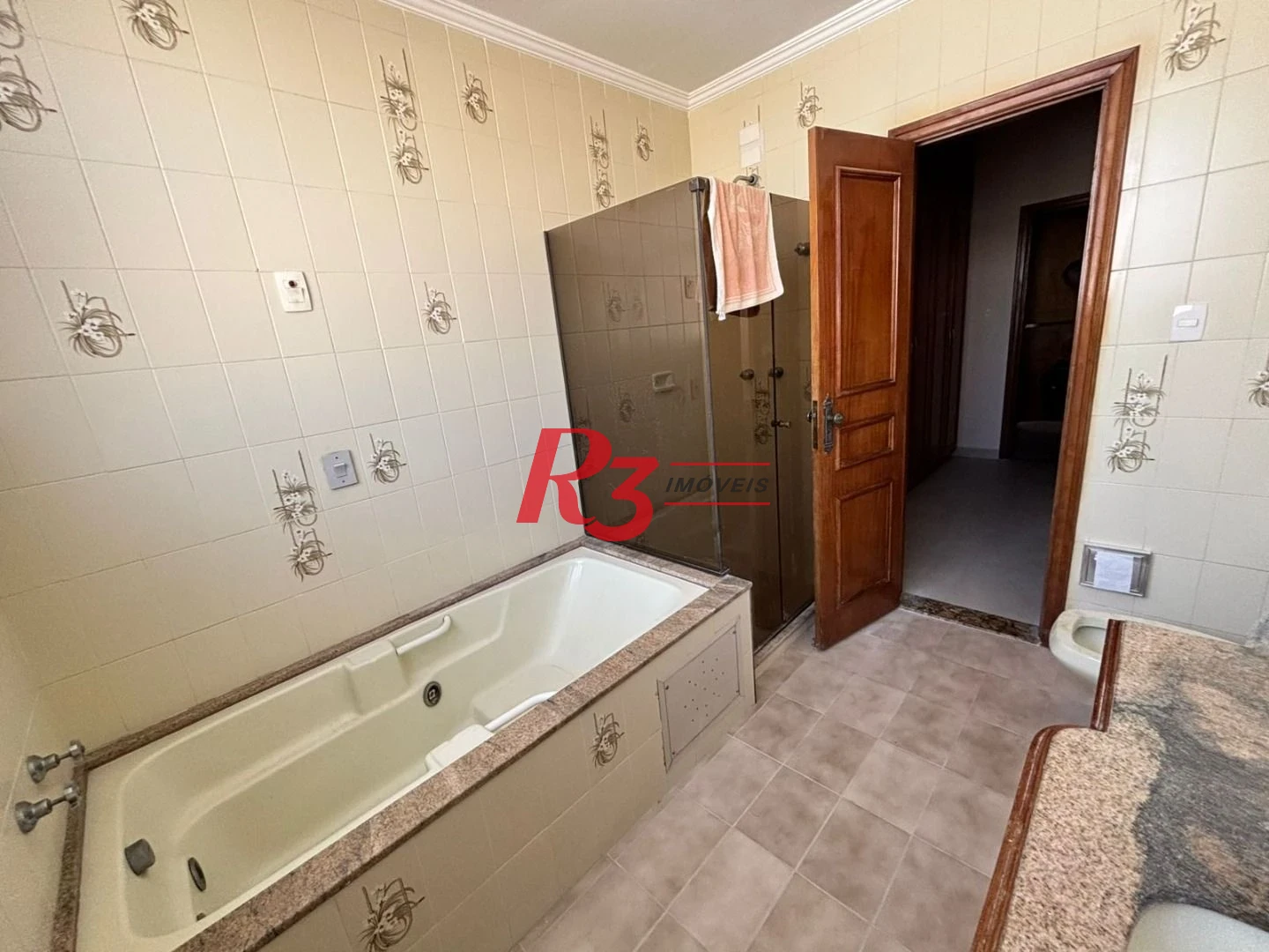 Apartamento com 4 dormitórios à venda, 238 m² por R$ 2.750.000,00 - Boqueirão - Santos/SP