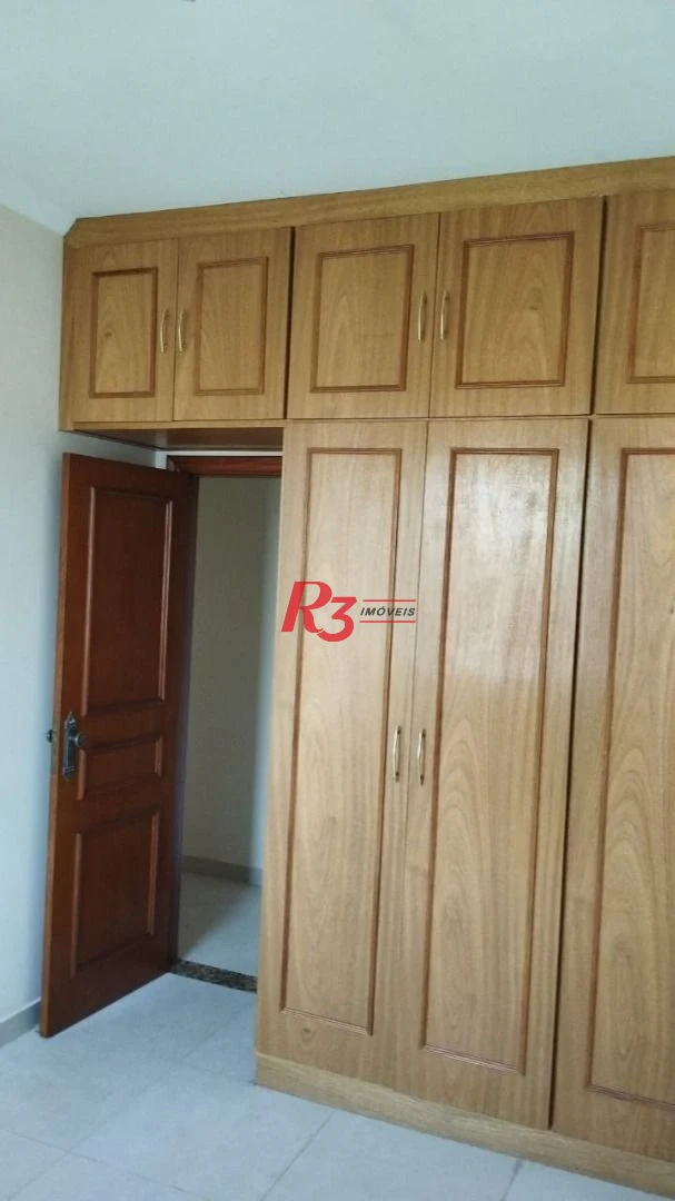Excelente imóvel com 4 dormitório sendo 2 suítes na Vila Rica